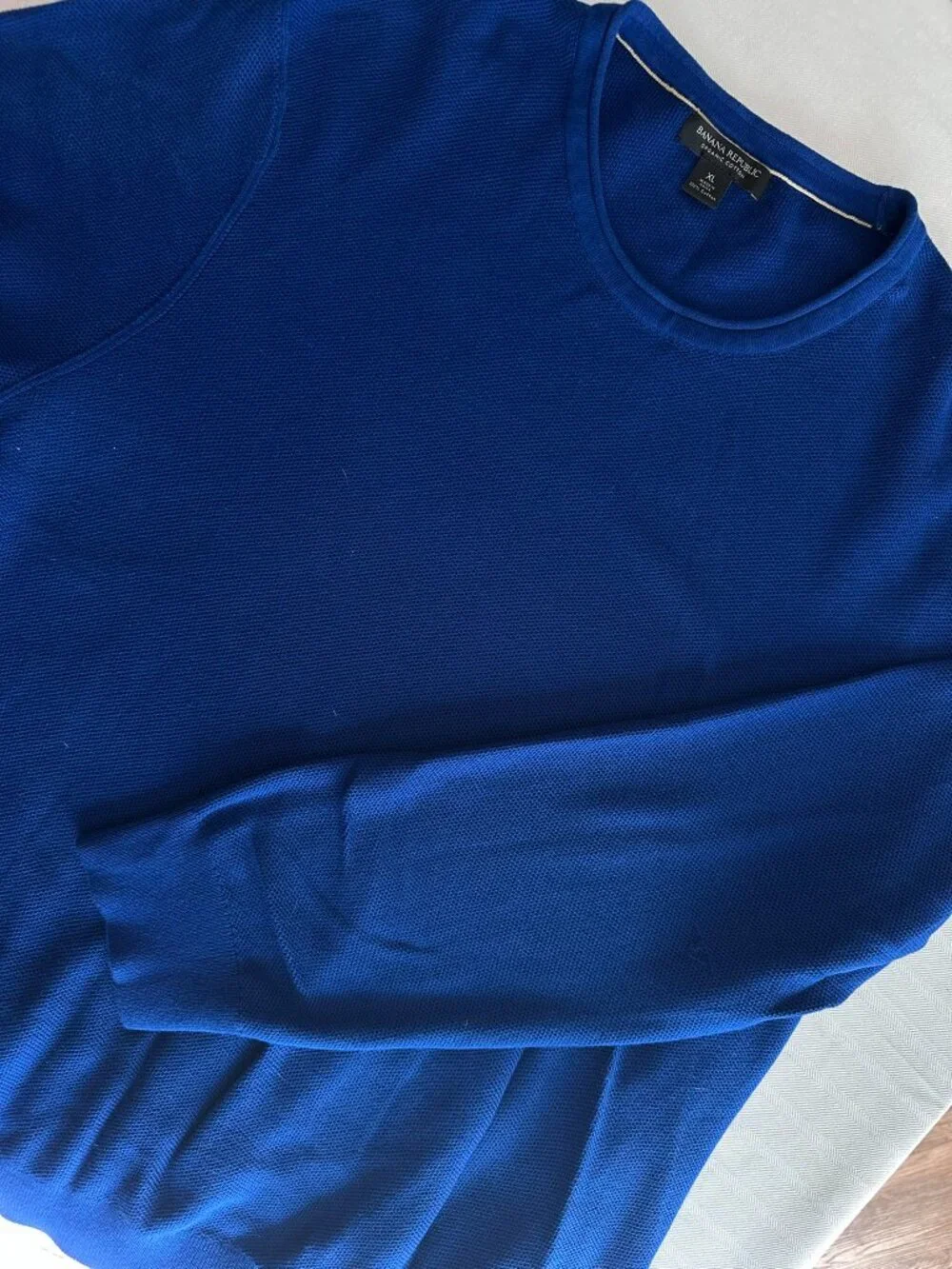 Banana Republic Men’s Organic Cotton Honeycomb Crew Sweater | Blue | XL